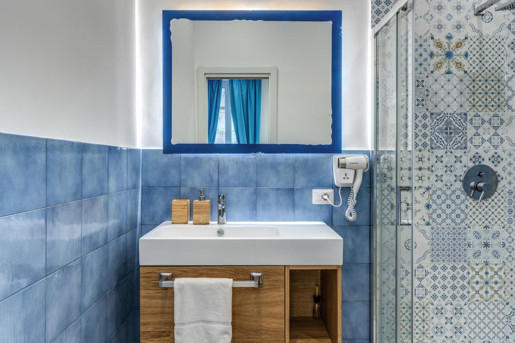 לינה וארוחת בוקר נאפולי Casa Galu' מראה חיצוני תמונה